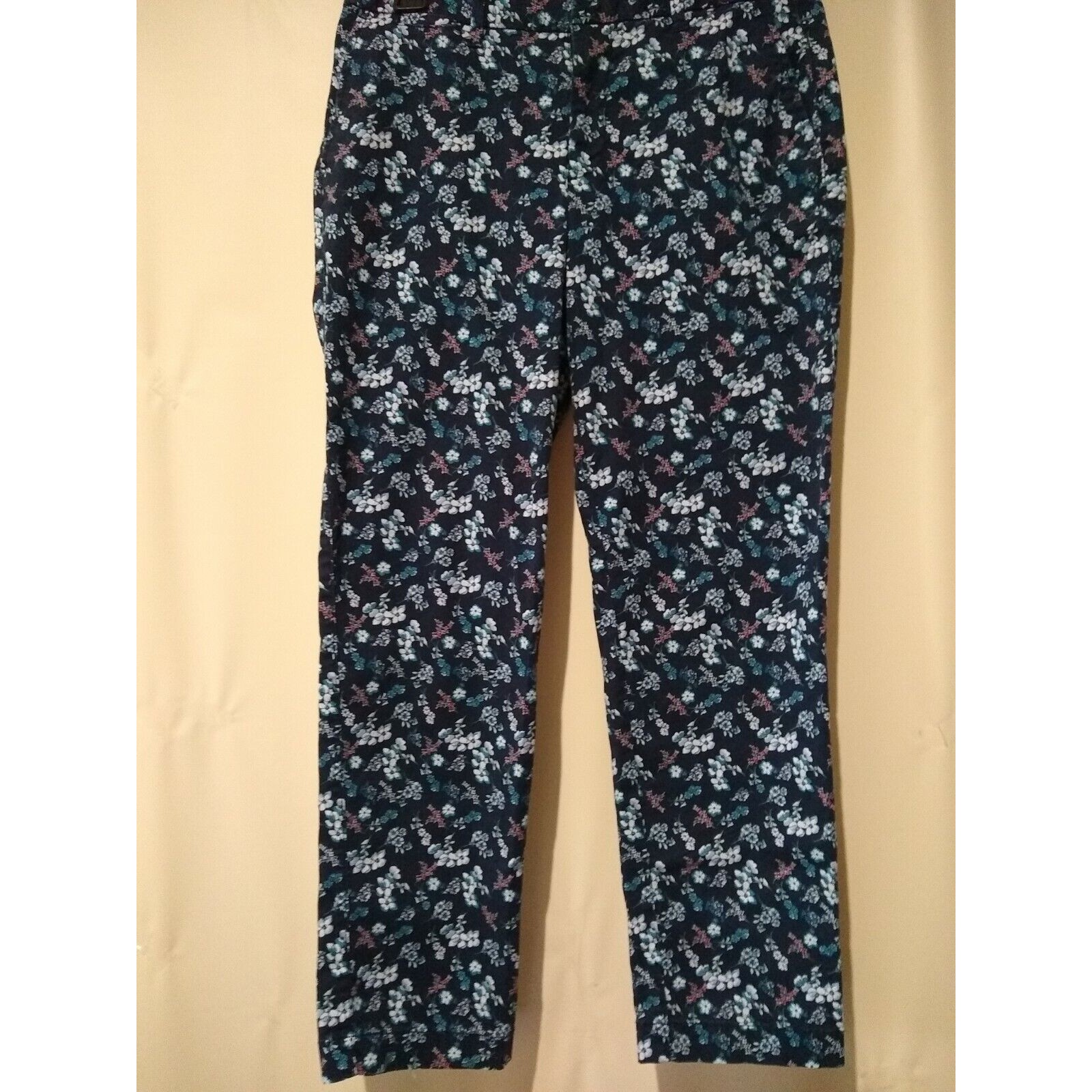 Gap Women's Floral Pants Size 4 (745)